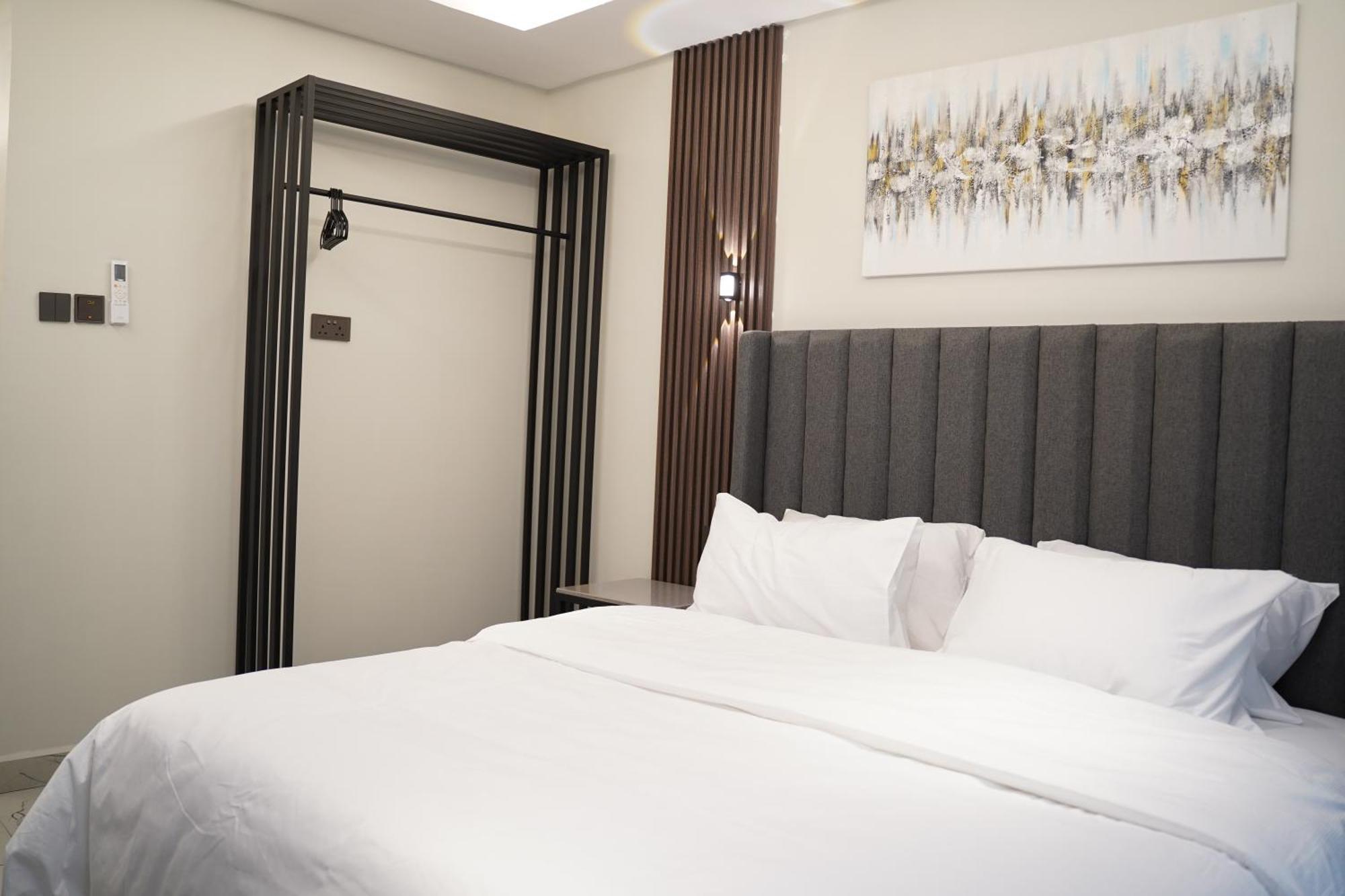 Lavenue Resthouse Apartment นิซวา ภายนอก รูปภาพ