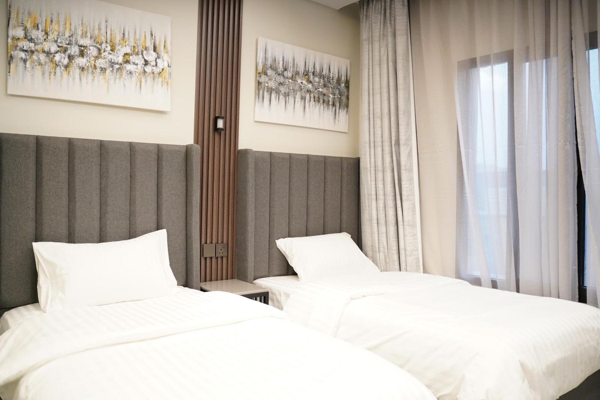 Lavenue Resthouse Apartment นิซวา ห้อง รูปภาพ